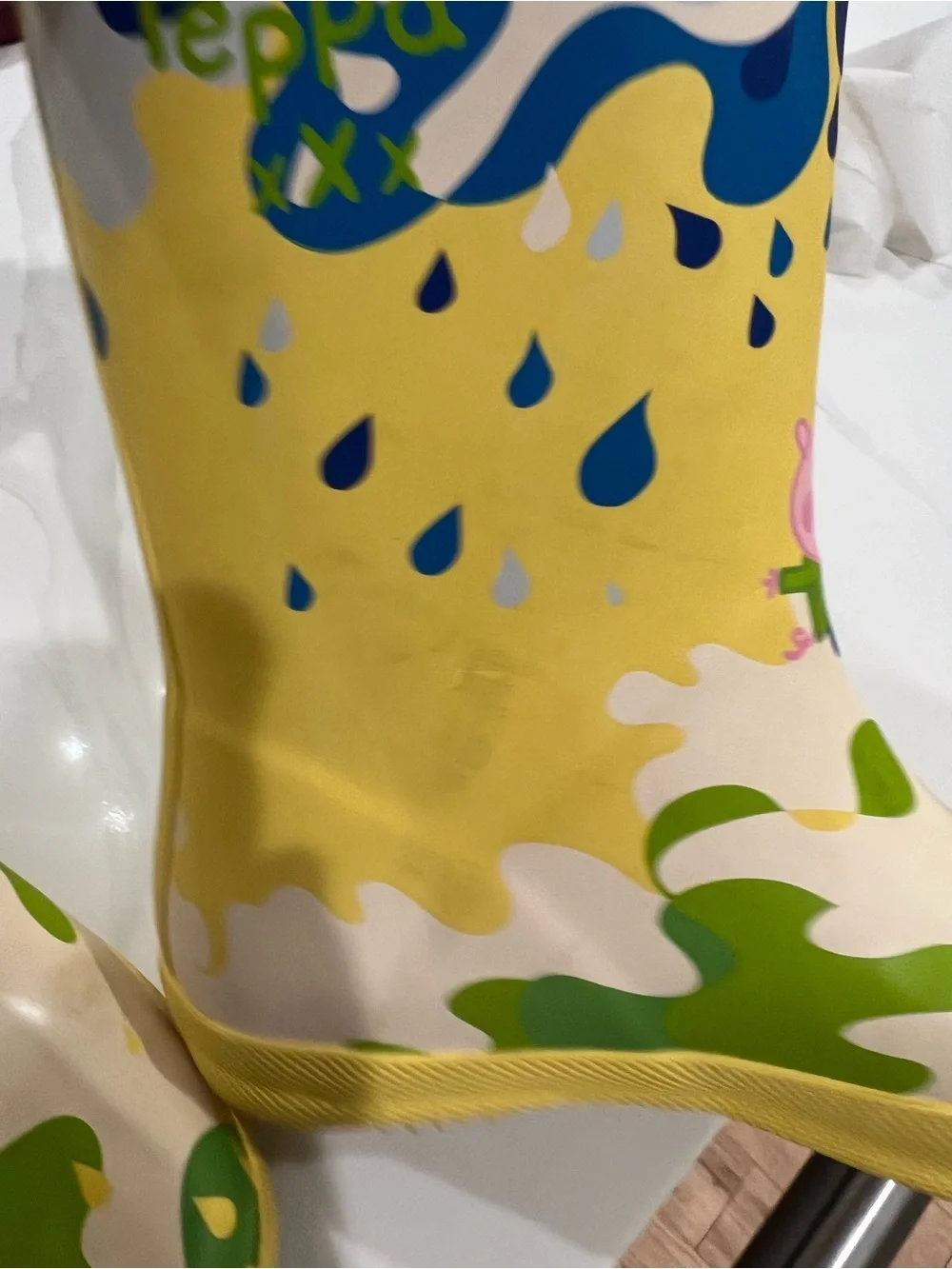 Hunter Kids Yellow Peppa Pig Rain Boots with Green and Blue Accents
